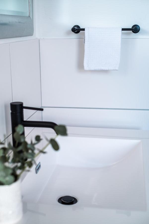 Luxury Suite Near Church Street Stellenbosch Bagian luar foto