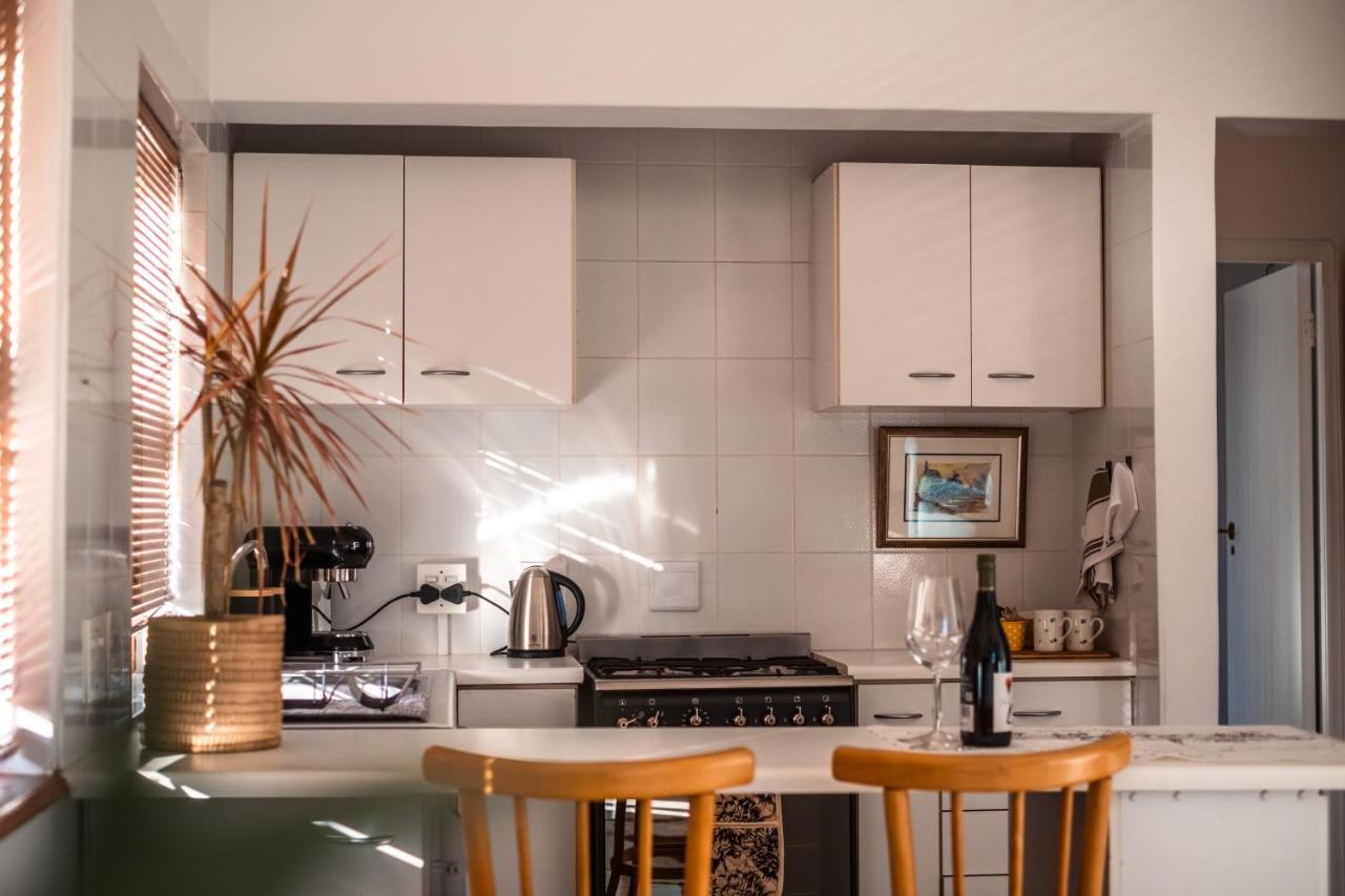 Luxury Suite Near Church Street Stellenbosch Bagian luar foto