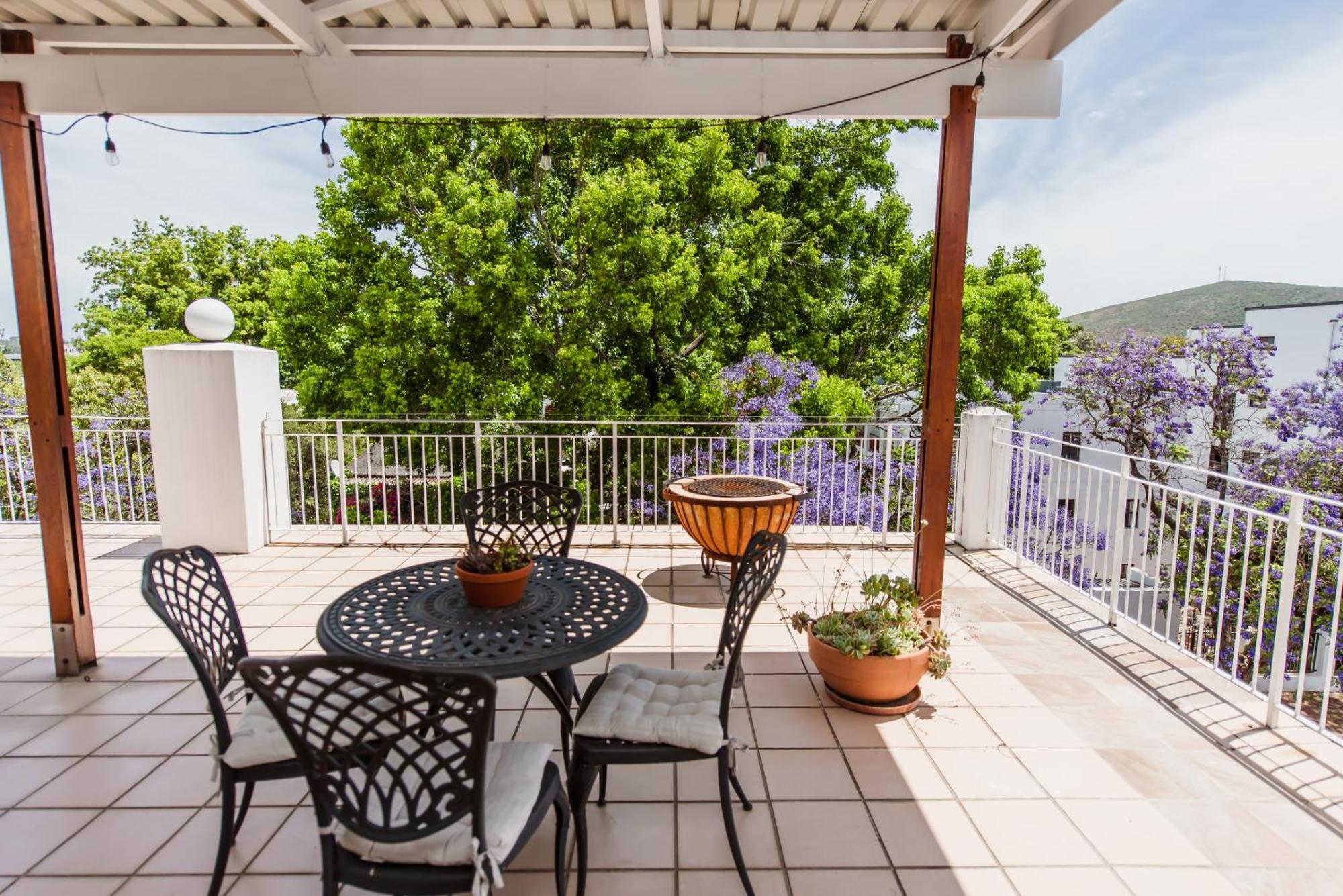 Luxury Suite Near Church Street Stellenbosch Bagian luar foto