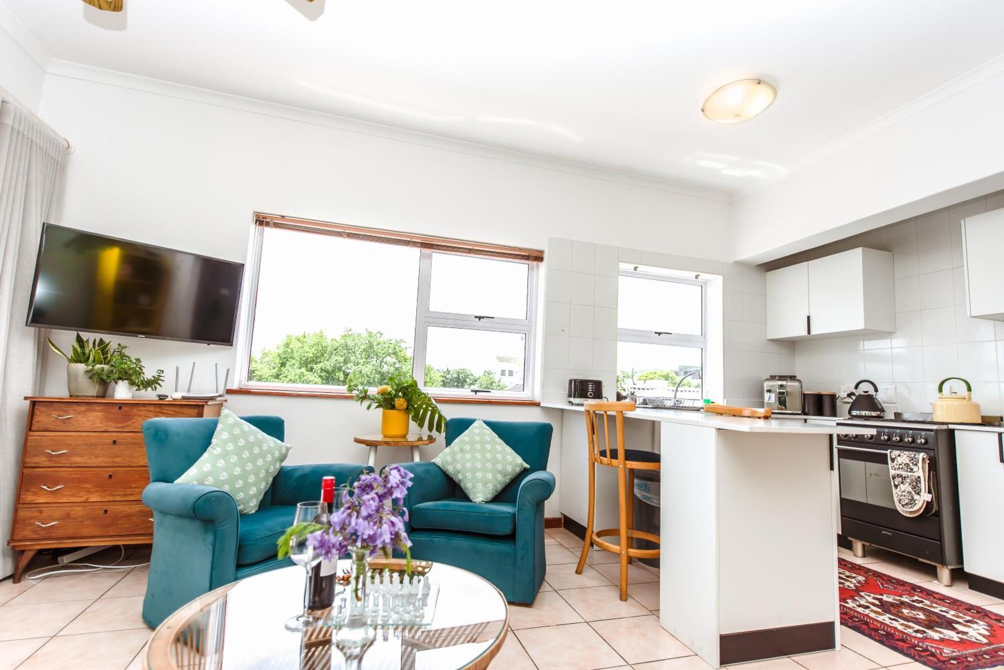 Luxury Suite Near Church Street Stellenbosch Bagian luar foto