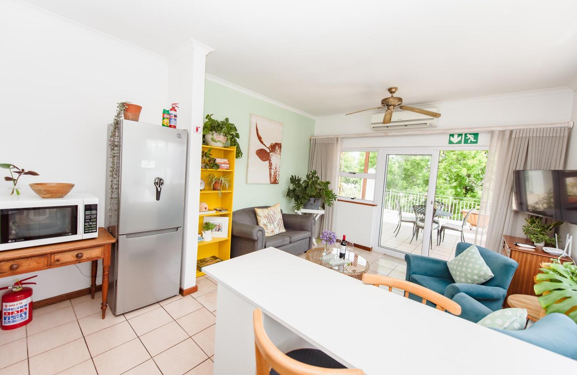 Luxury Suite Near Church Street Stellenbosch Bagian luar foto