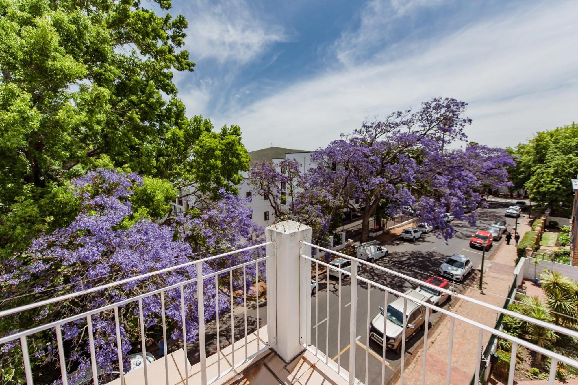 Luxury Suite Near Church Street Stellenbosch Bagian luar foto