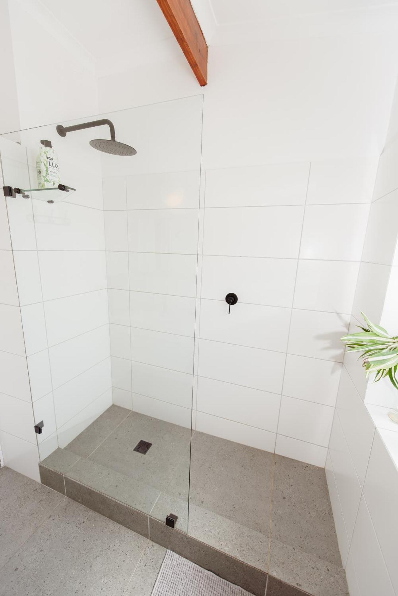 Luxury Suite Near Church Street Stellenbosch Bagian luar foto